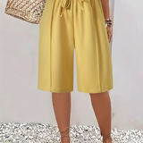 Nevaeh | Knee-Length Shorts with a Drawstring Waist