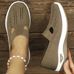 Carry | Knit Slip-On Shoes with a Cut-Out Front