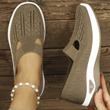 Carry | Knit Slip-On Shoes with a Cut-Out Front