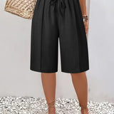 Nevaeh | Knee-Length Shorts with a Drawstring Waist