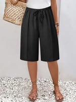Nevaeh | Knee-Length Shorts with a Drawstring Waist