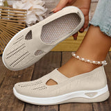 Carry | Knit Slip-On Shoes with a Cut-Out Front
