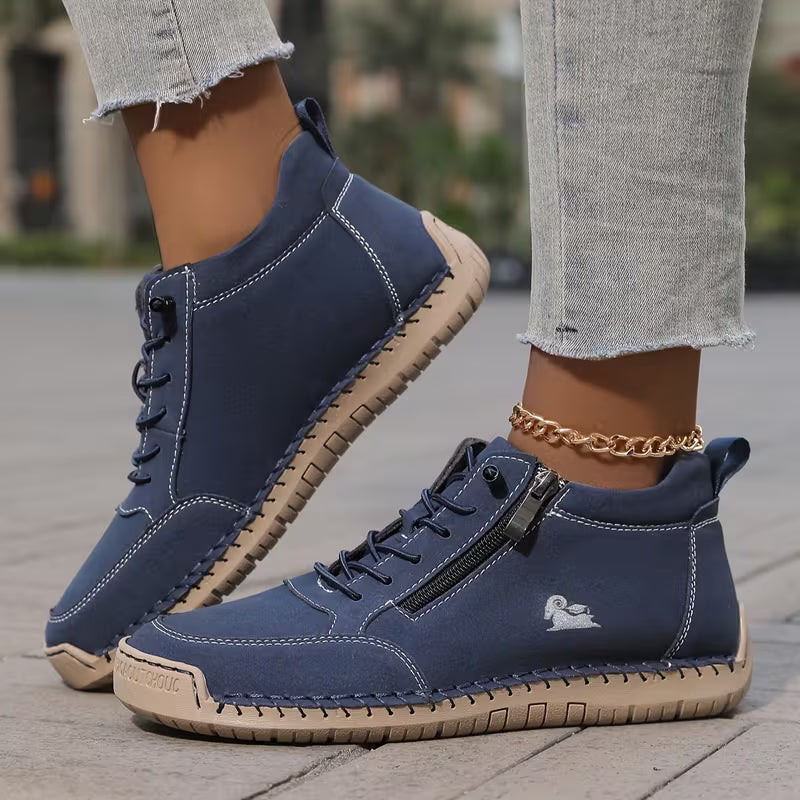 Soleil Orthopedic Comfort Zip Sneakers Dark Blue, photo studio