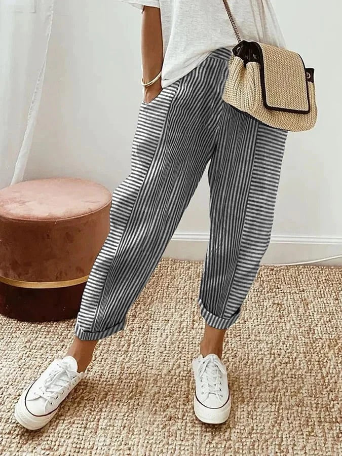 Rylie Striped Trousers Blue, photo studio