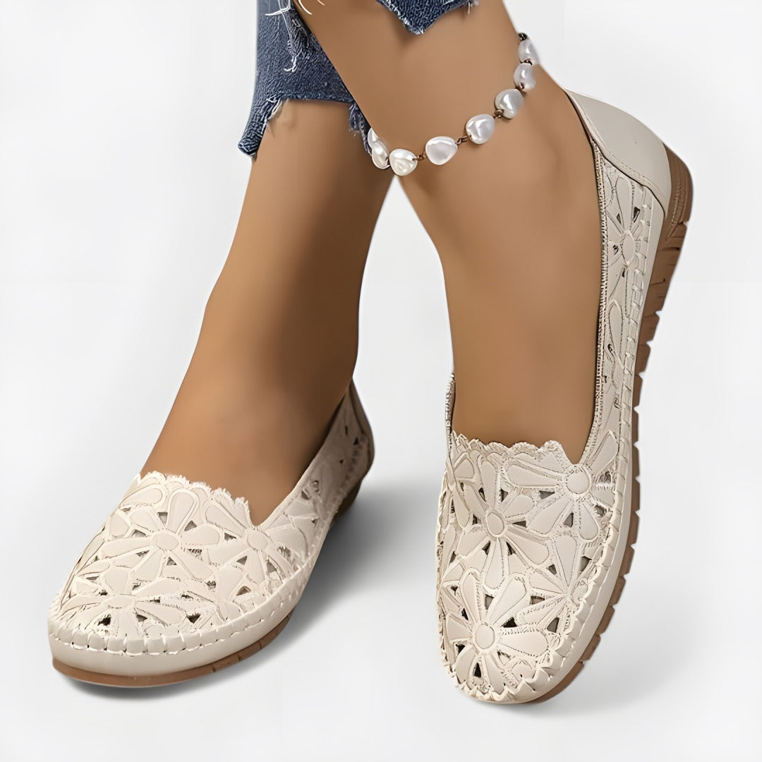 Pearl | Women's Casual Orthopaedic Sandals Beige, photo studio