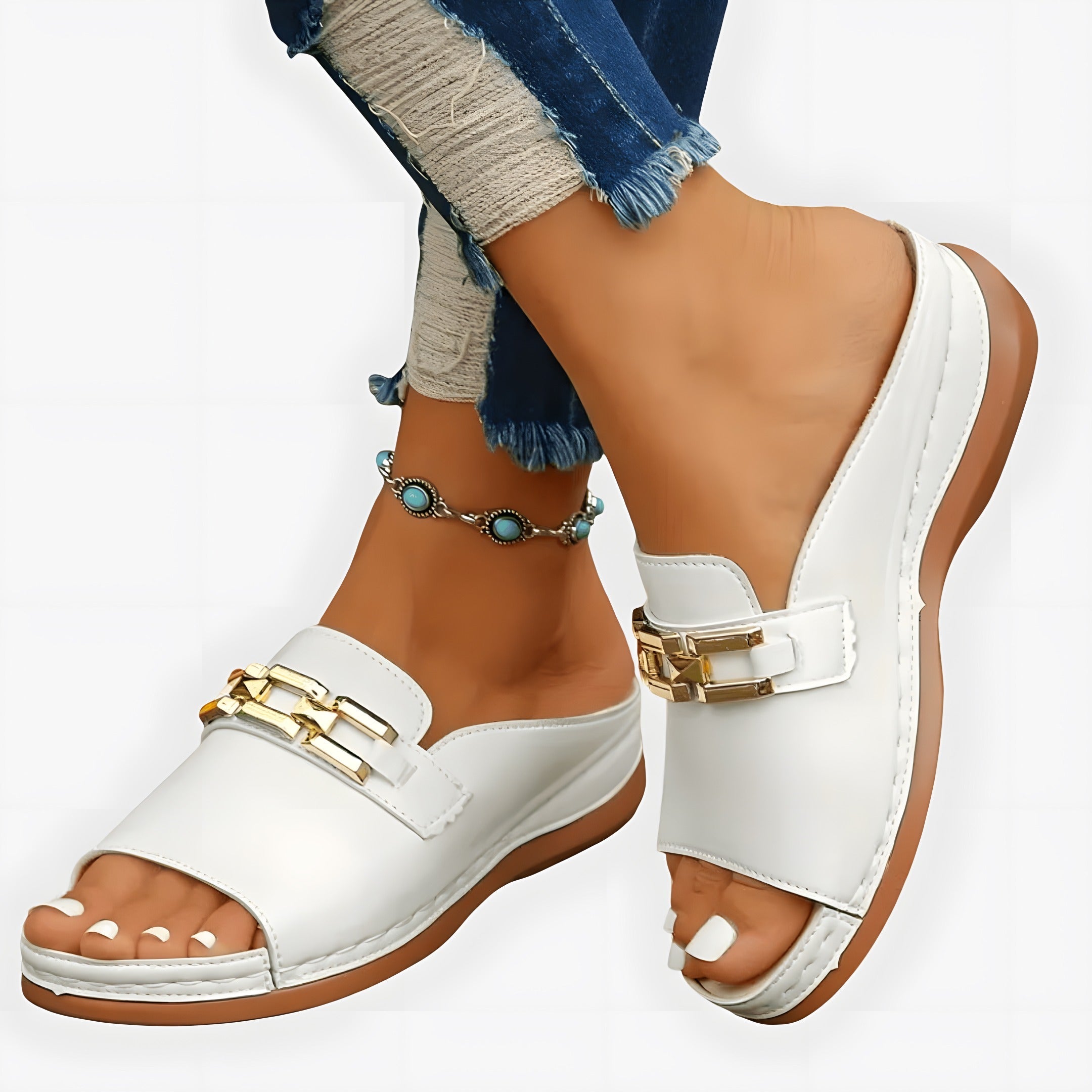 Beatrice | Women's Orthopaedic Sandals White, photo studio