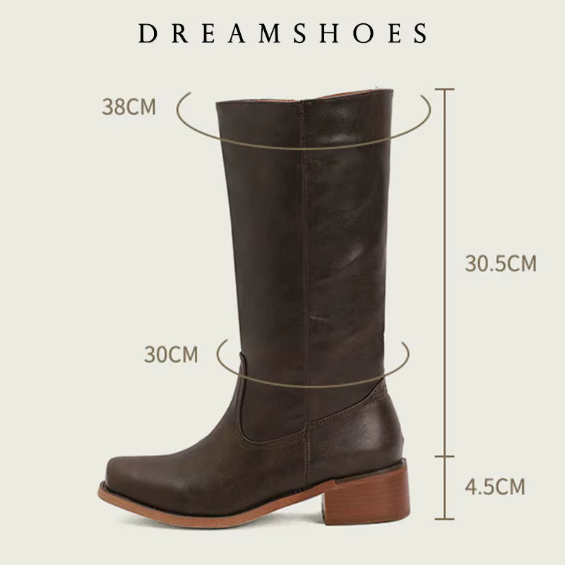 Jane Classic Western Boots Black, photo studio