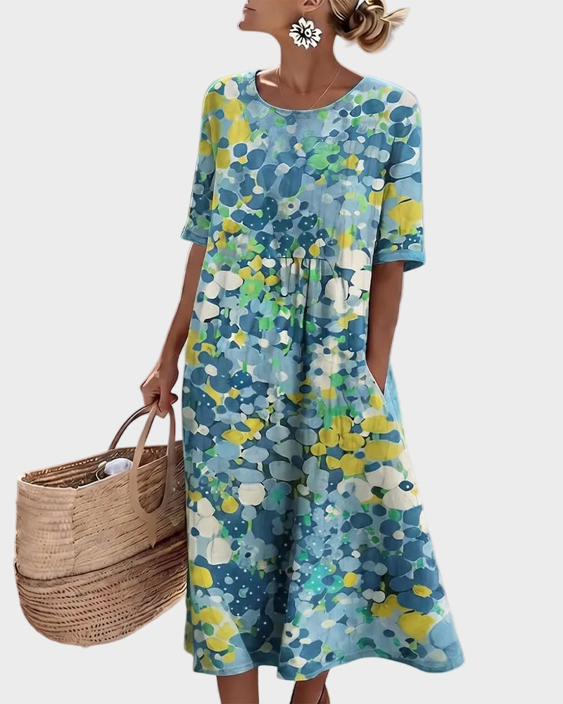 Elena | Light and Flowy Floral Midi Dress Blue, photo studio