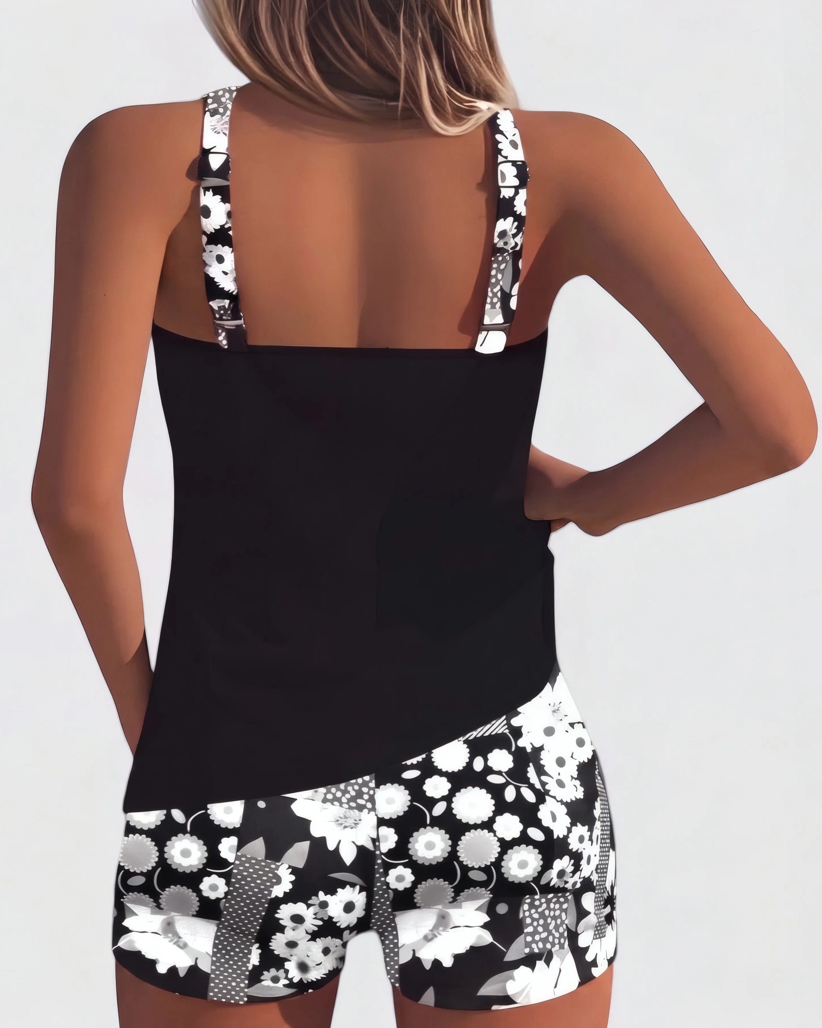 Jacqueline | Comfortable Swimsuit in Cobalt with Floral Shorts Black, photo studio