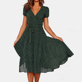 Averil | On-Trend Casual V-Neck Dress