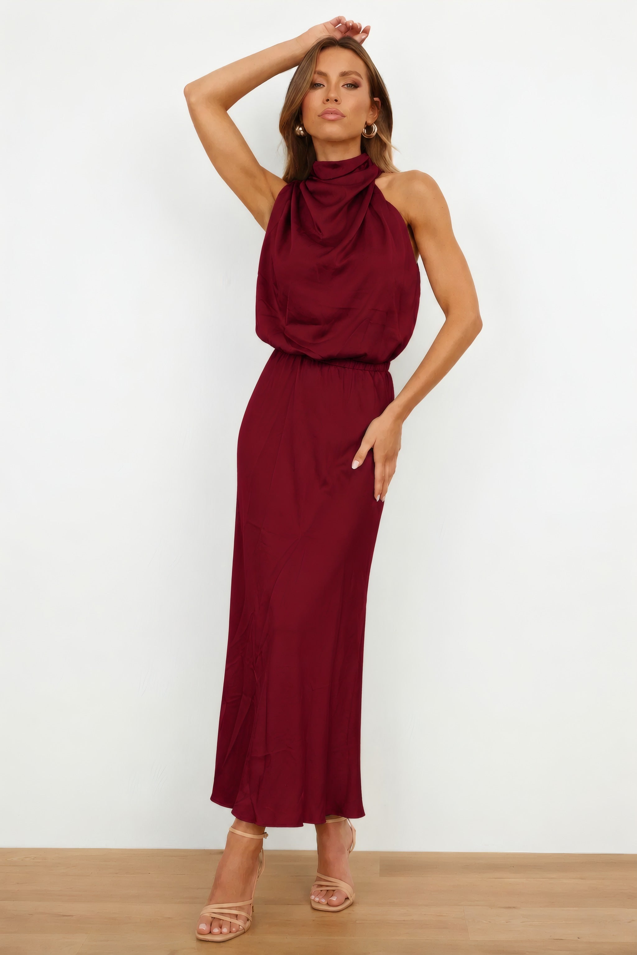 Allie | Evening Dress with Flowy Skirt Burgundy Red, photo studio