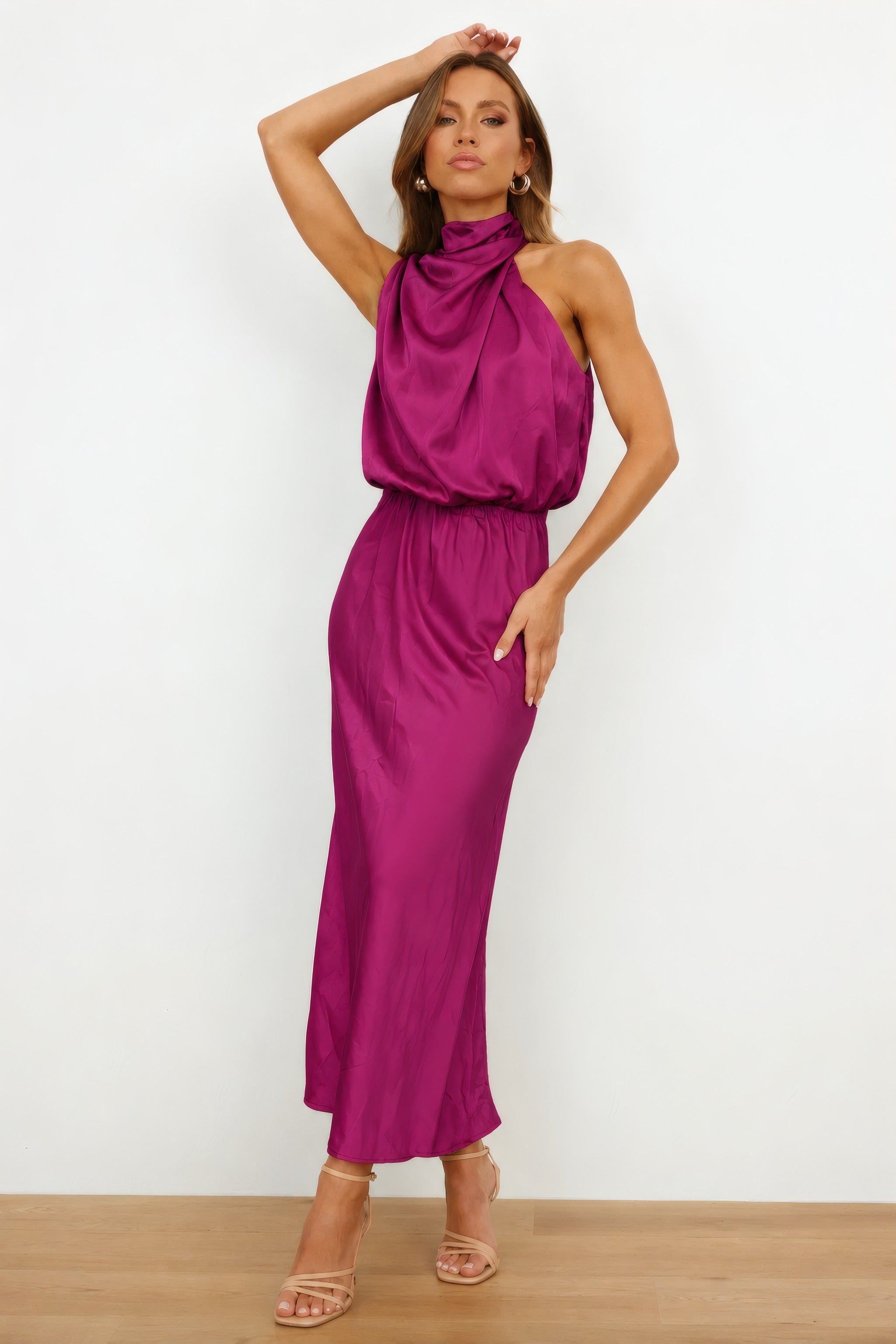 Allie | Evening Dress with Flowy Skirt Pink, photo studio