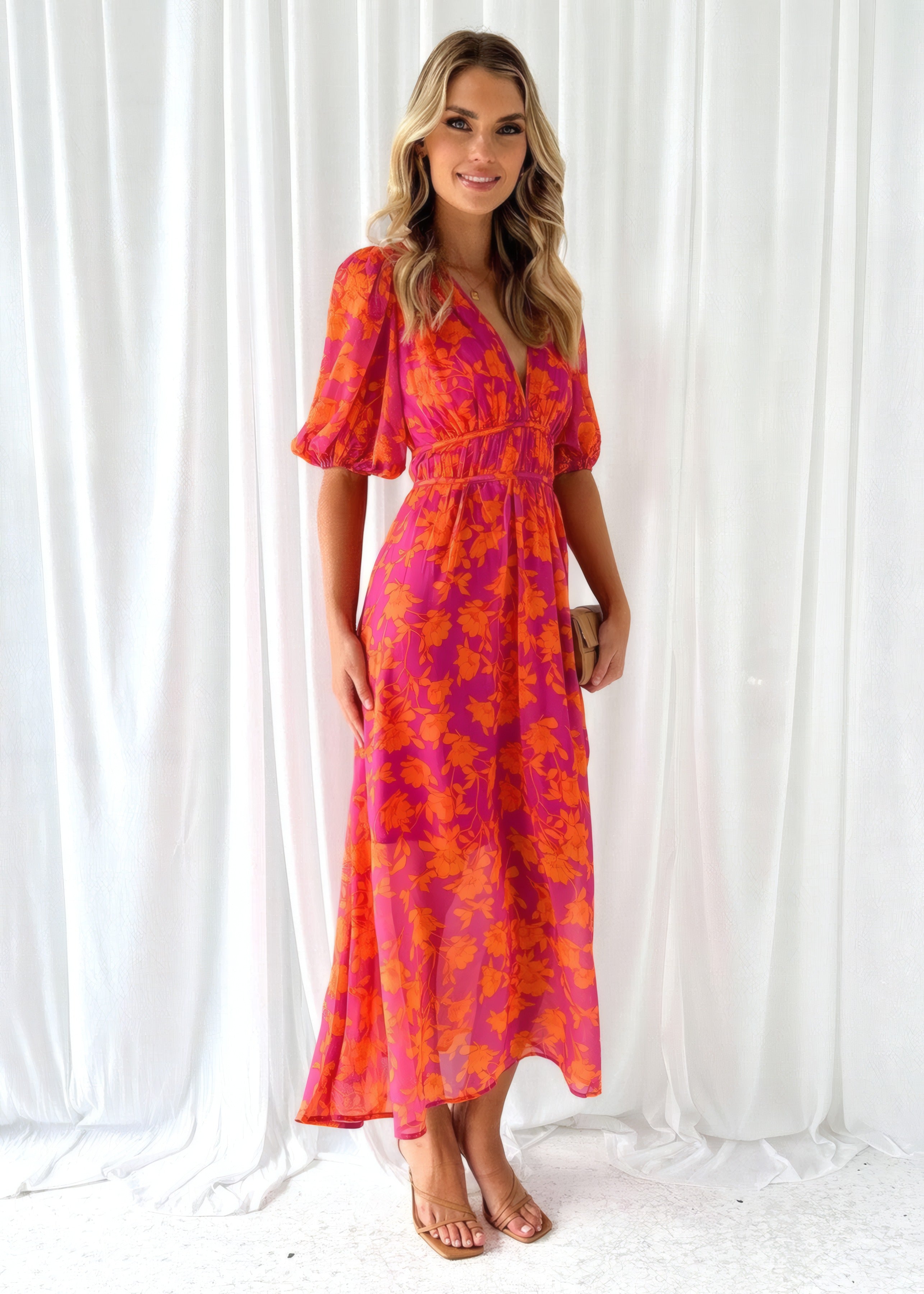 Eleanora | Casual Floral Dress Pink Orange, photo studio