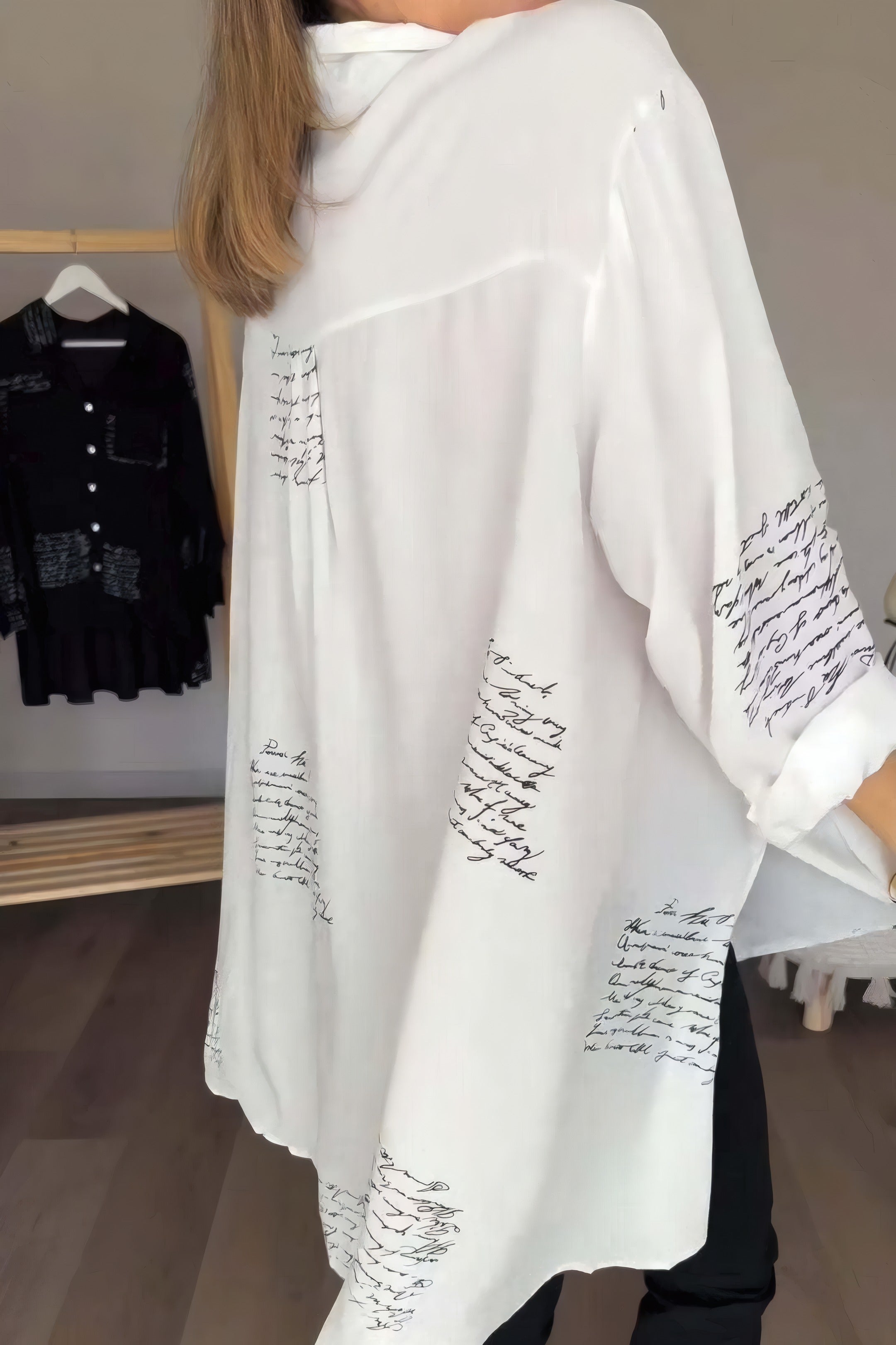 Caterina | Oversized Letter Print Shirt White, photo studio