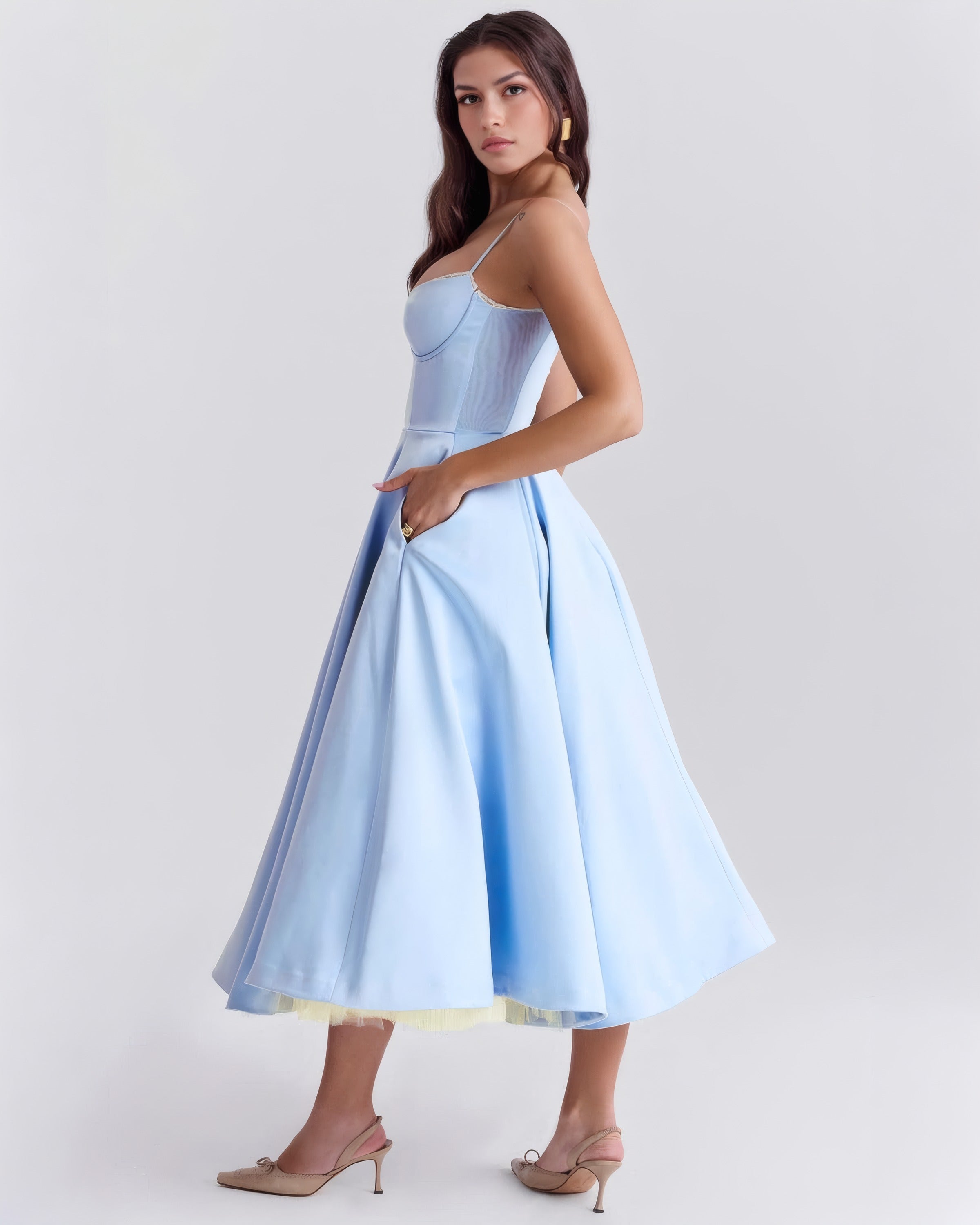 Inez | Elegant Midi Dress Baby Blue, photo studio