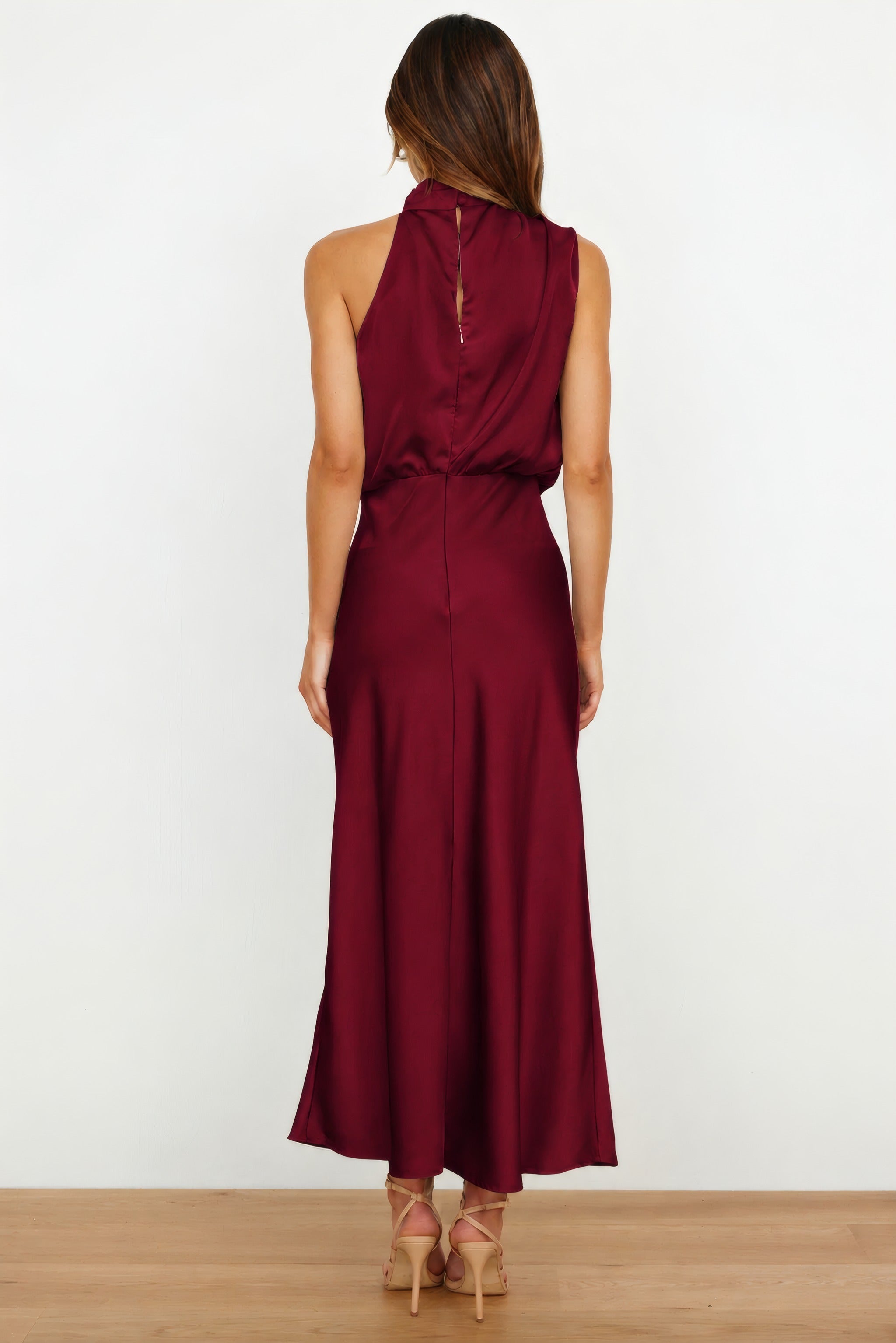 Allie | Evening Dress with Flowy Skirt Burgundy Red, photo studio