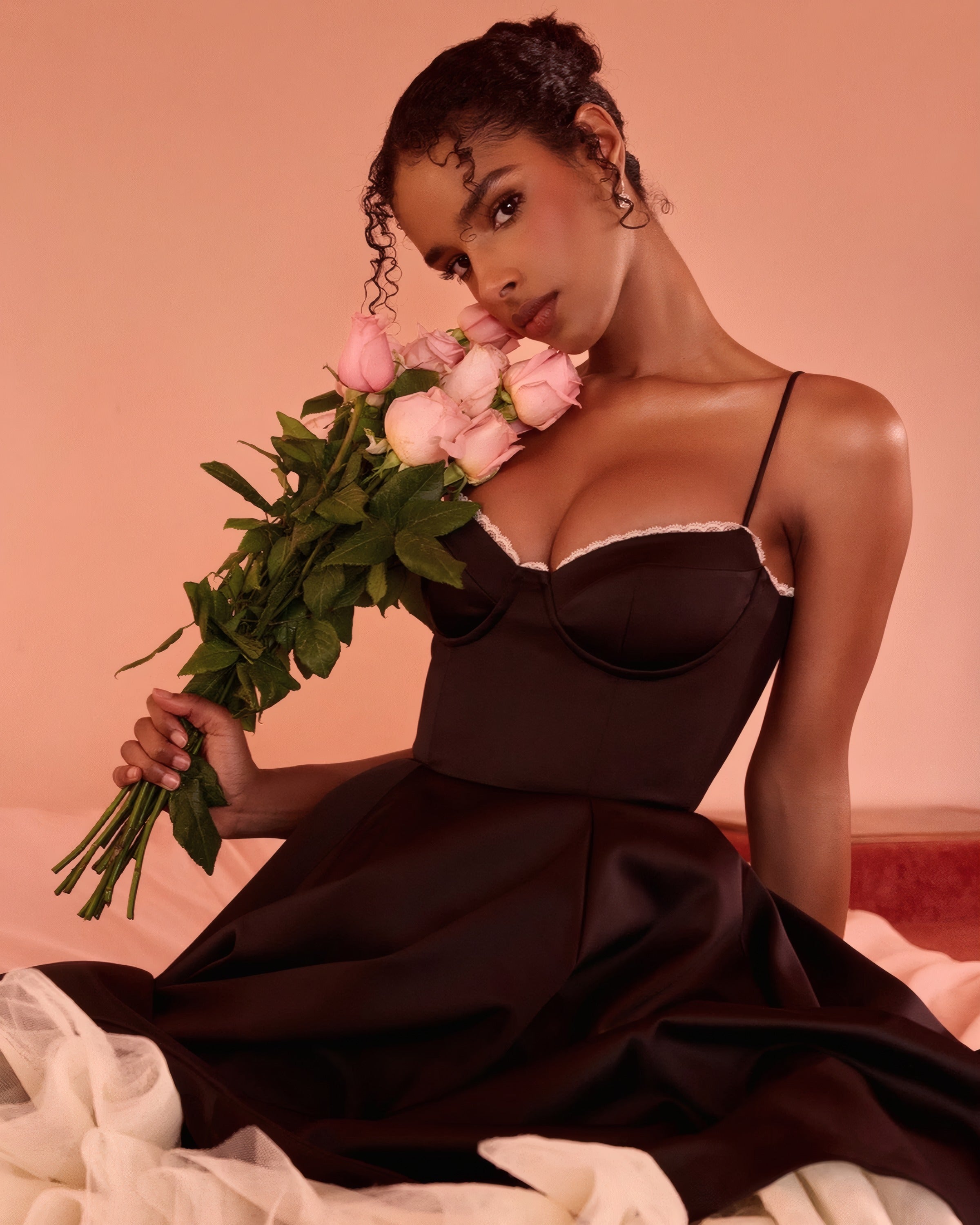 Inez | Elegant Midi Dress Black, photo studio