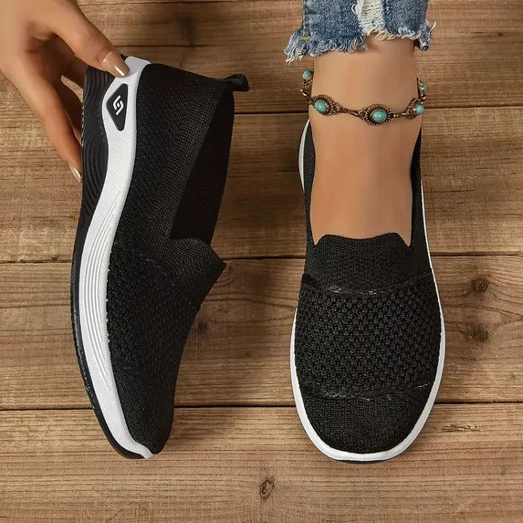 Azalea Orthopedic Slip-On Sneakers Black, photo studio