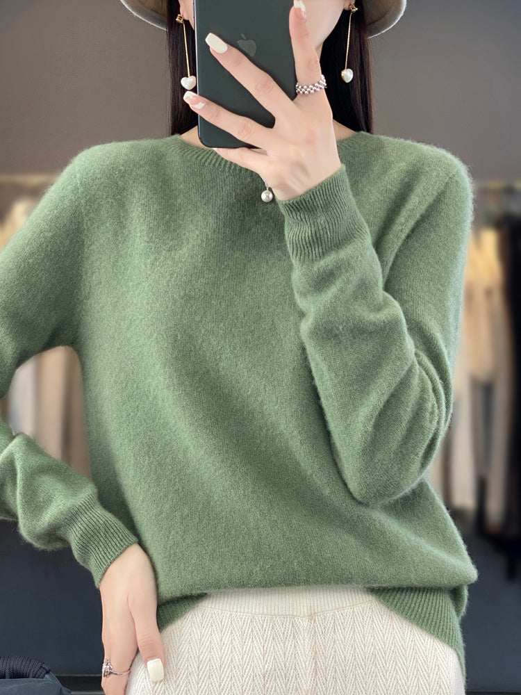 Sage Round-Neck Jumper Turquoise, studio photo