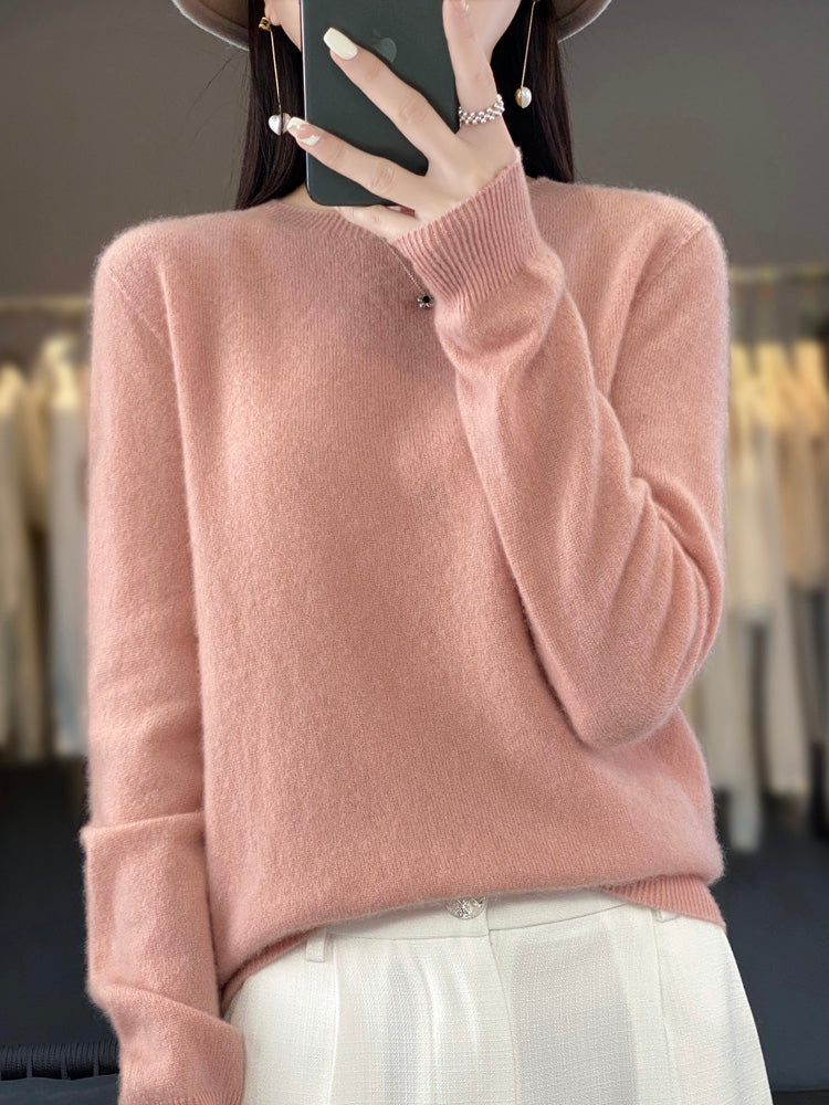 Sage Round-Neck Jumper Pink, studio photo