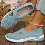 Carry | Knit Slip-On Shoes with a Cut-Out Front