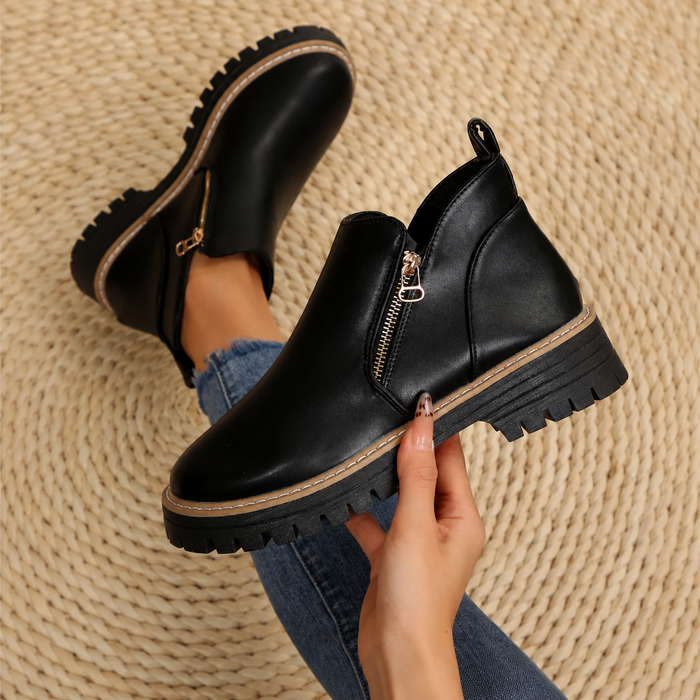 Robyn | Zip Ankle Boots with a Chunky Tread Sole