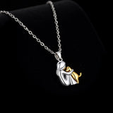 Damhnait | Hug Pendant Set