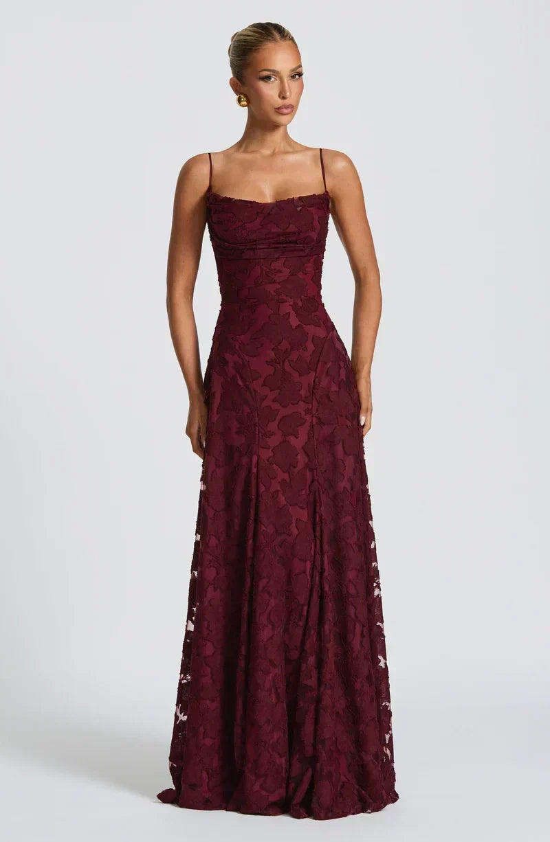 Alexandra | Elegant Maxi Dress Cerise, photo studio
