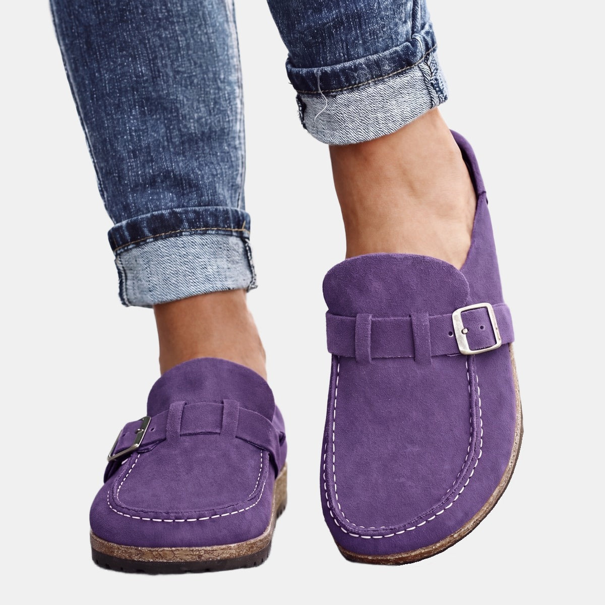 Dorothy | Orthopaedic Clogs with a Side Buckle Lilac, photo studio