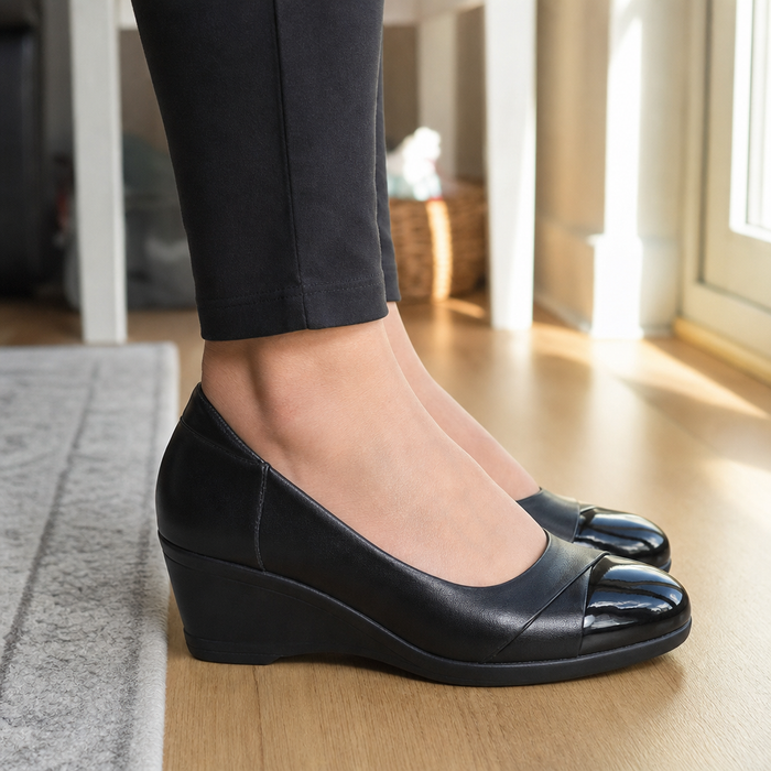 Winifred | Wide Round-Toe Comfort Wedge Pumps