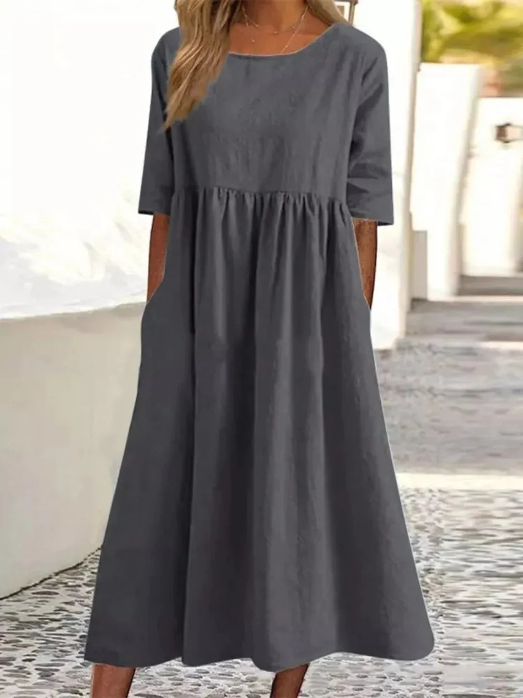 Amelie | Airy Relaxed-Fit Dress Grey, studio photo