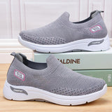 Sayaka | Orthopaedic Slip-On Sneakers with a Wide Toe Box