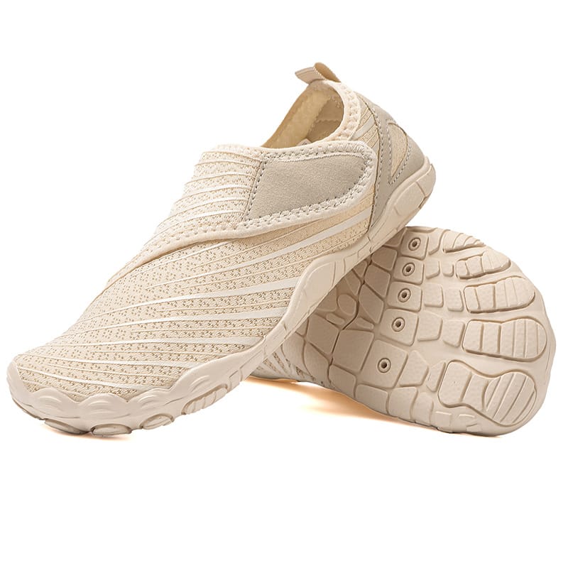 Callie Barefoot Orthopedic Trainers Brown, photo studio