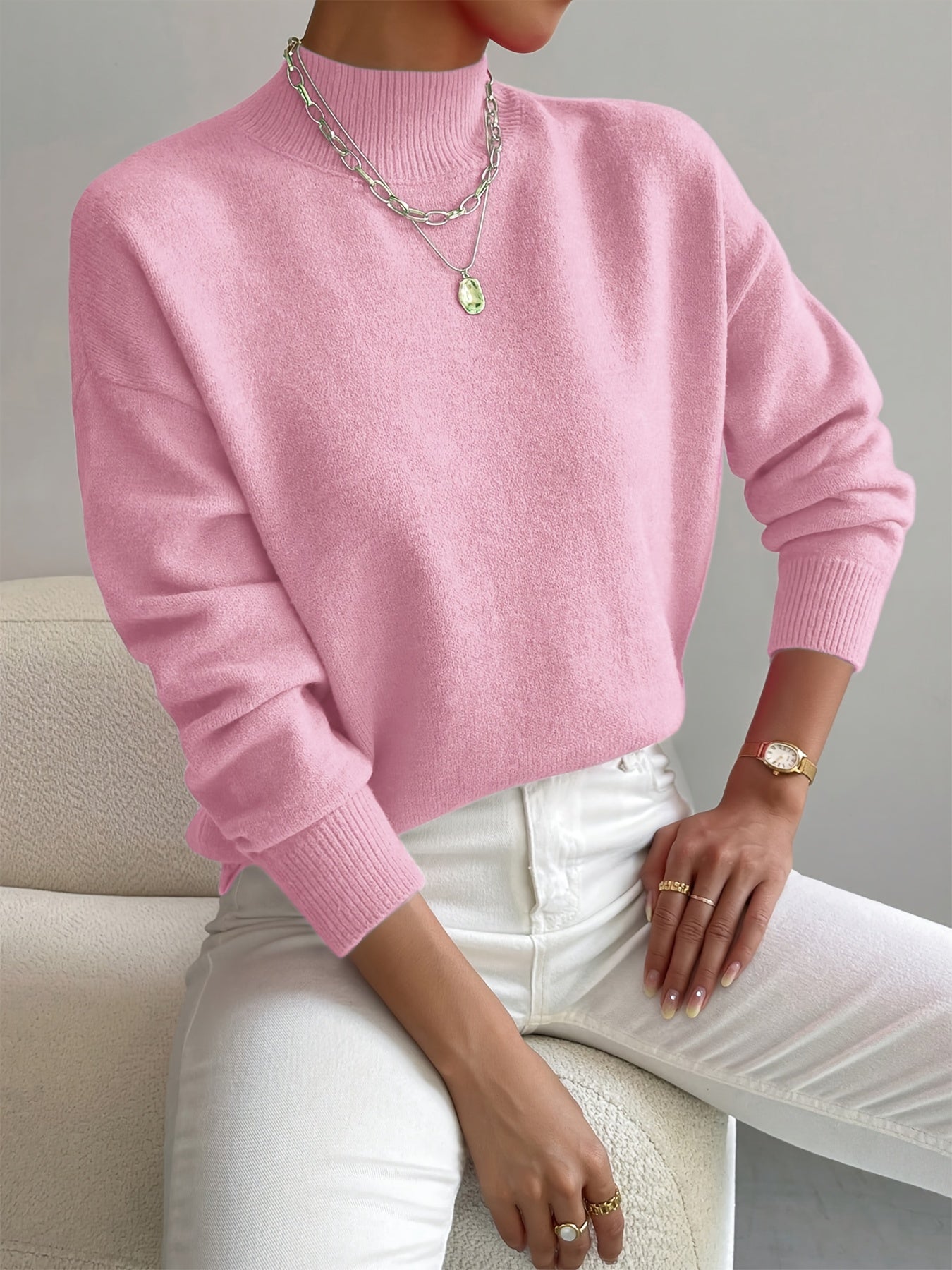 White High-Neck Jumper Light Pink, photo studio