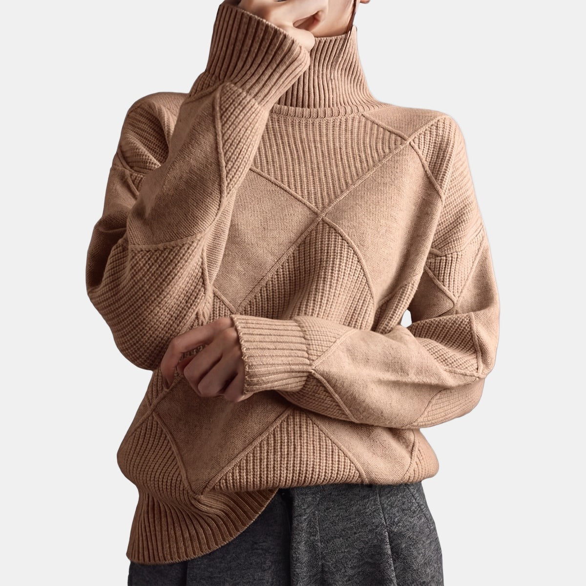 Quilted High-Neck Jumper Brown, studio photo