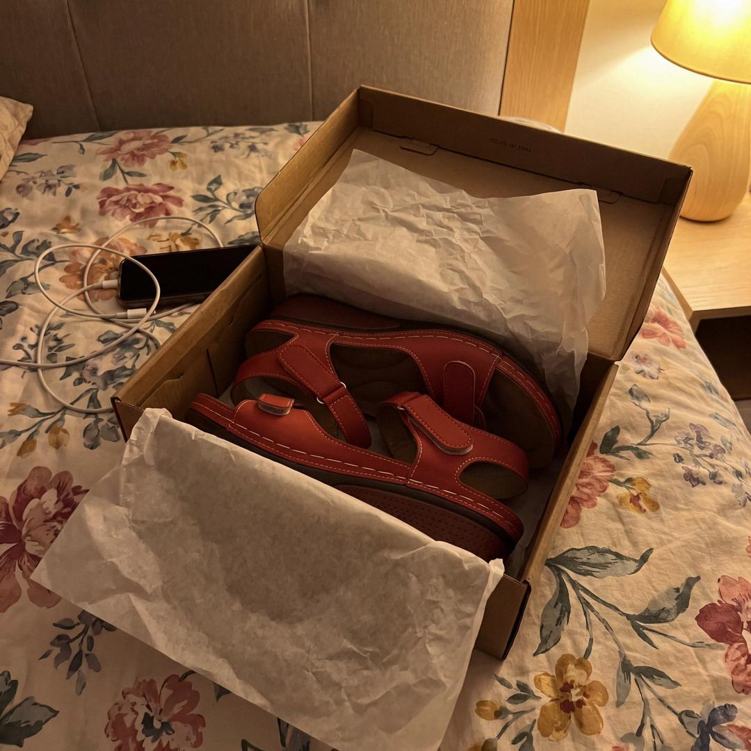 Customer review — sandals 4