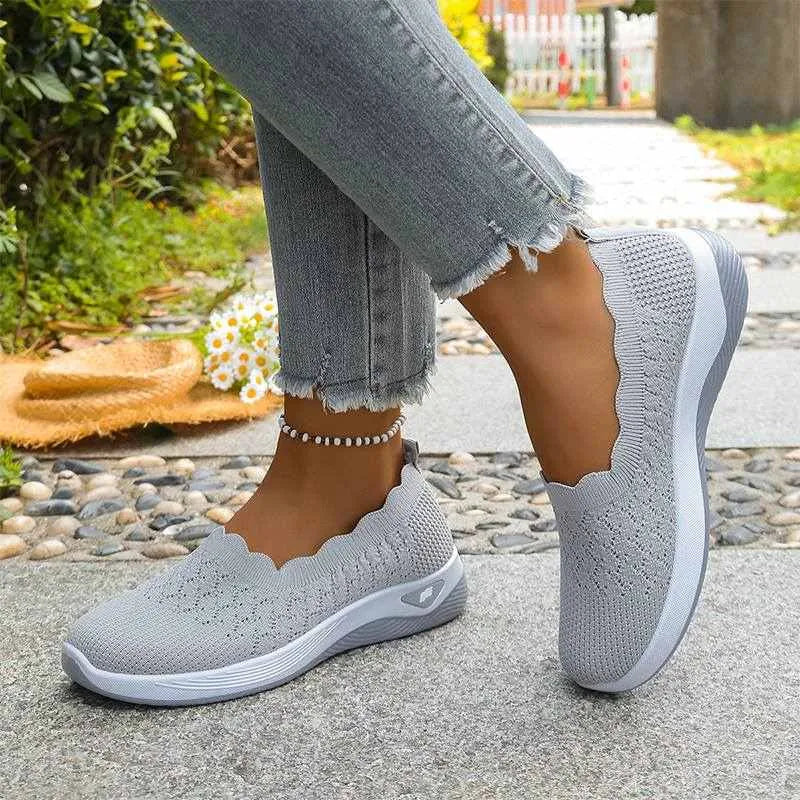 Wavella | Lightweight Slip-On Walking Shoes Gray, photo studio