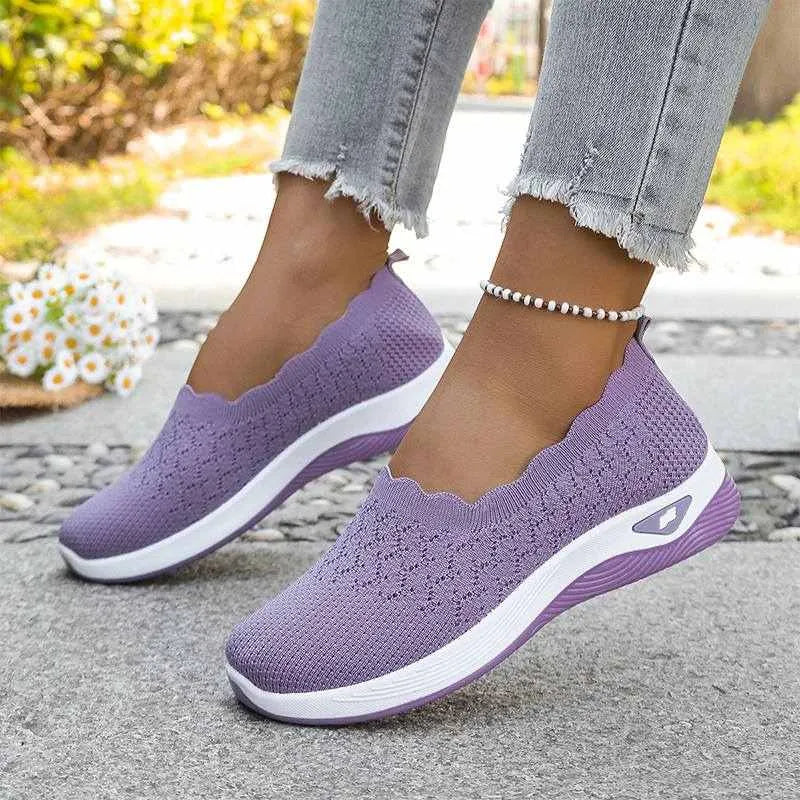 Wavella | Lightweight Slip-On Walking Shoes Purple, photo studio