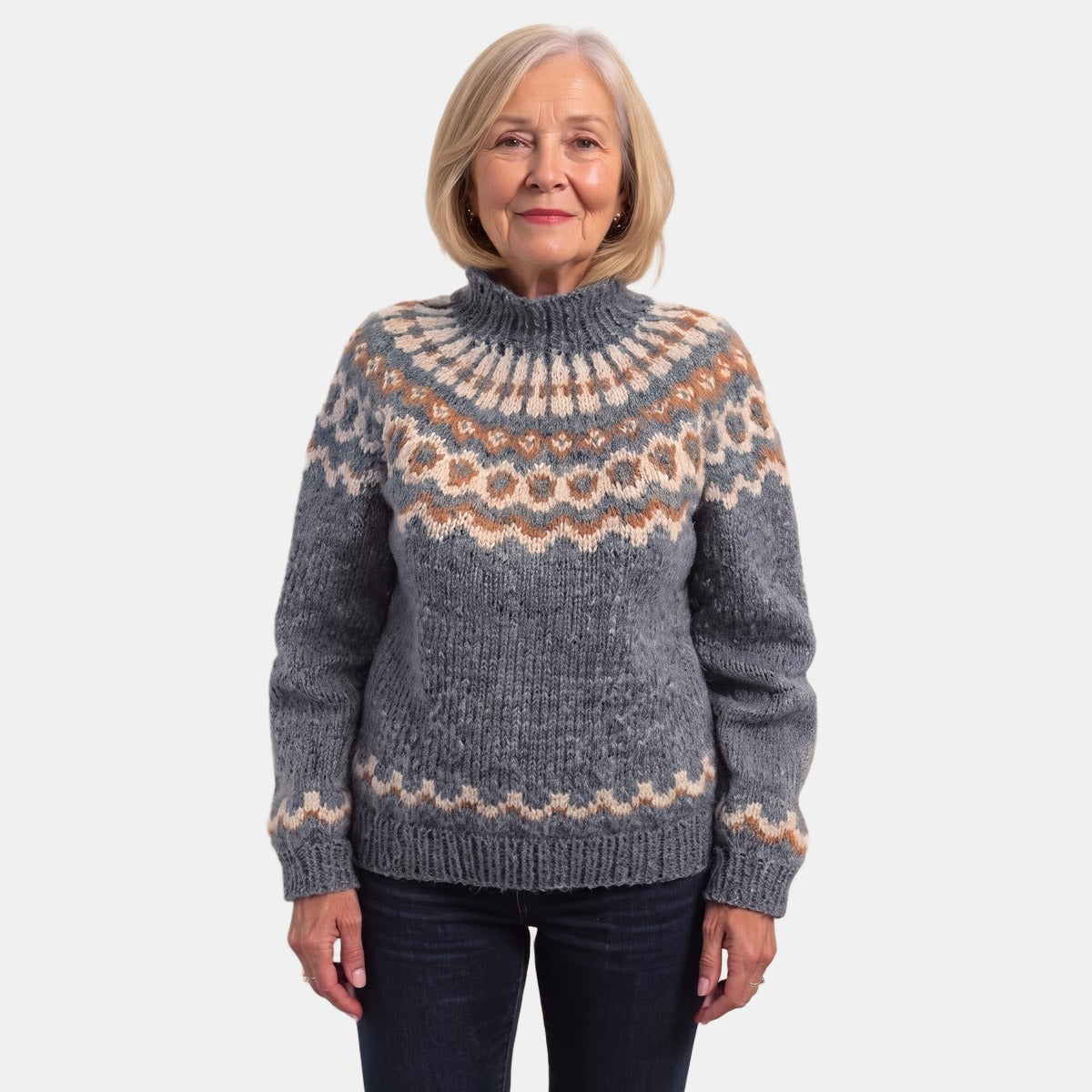 Terracotta Nordic Jumper Grey, studio photo