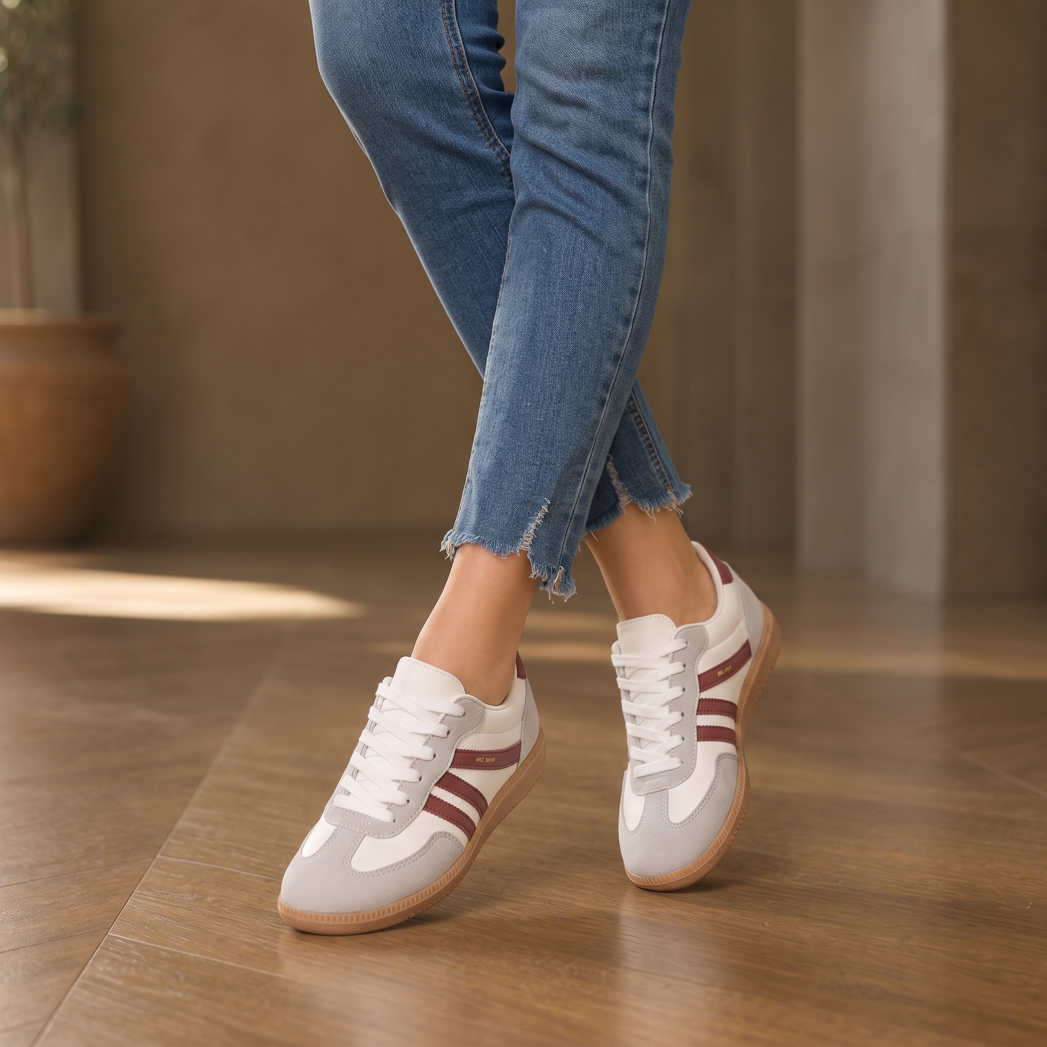 Solange | Retro Orthopaedic Trainers with Laces White and Burgundy, photo studio