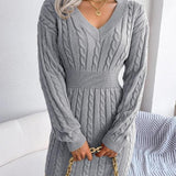 Olwen | Cable-Knit V-Neck Dress